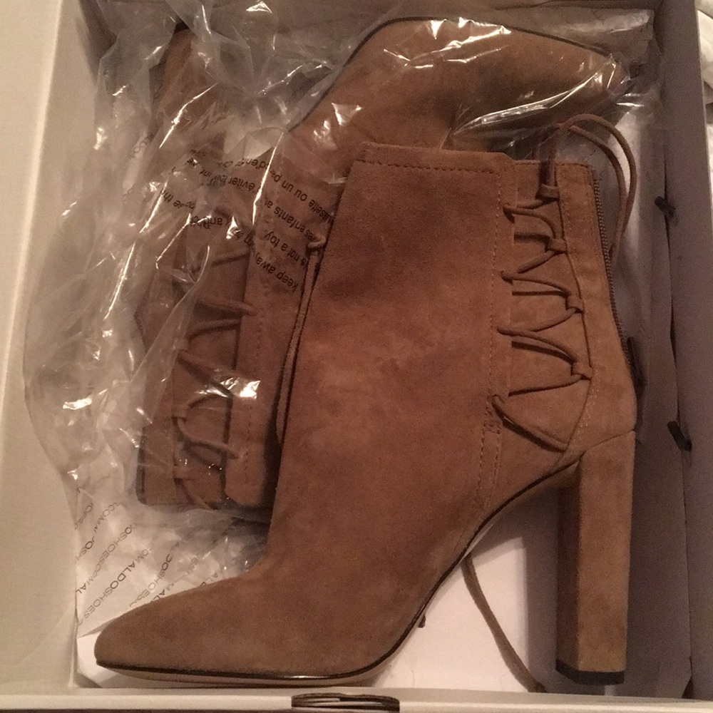 Brand new aldo boots never worn